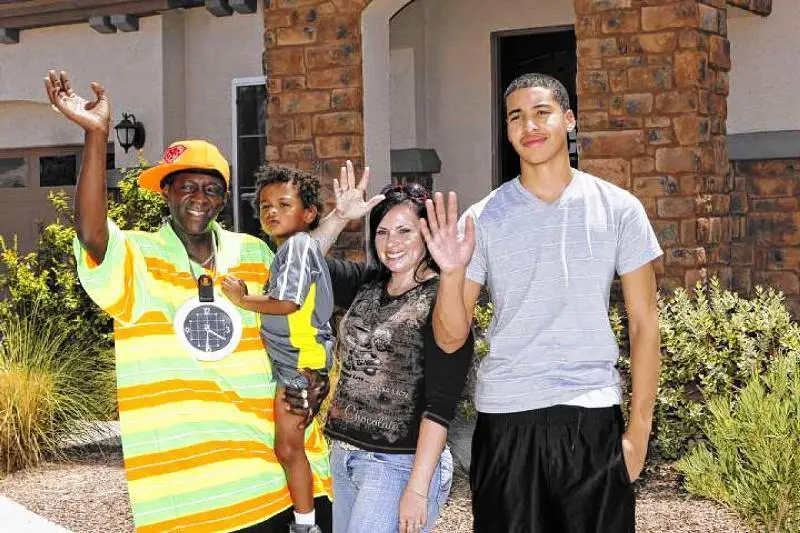 American Musician Flavor Flav with his Wife and Family