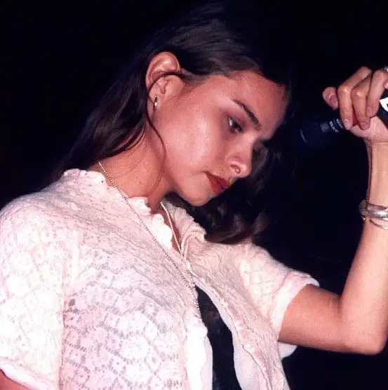 Did Hope Sandoval Ever Get Married? Consult Her Personal Life To Know If She Has A Husband