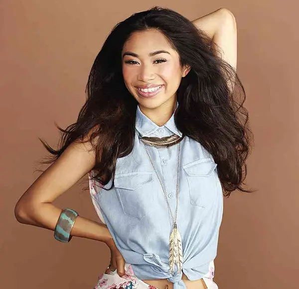 Jessica Sanchez From American Idol Has Things to Admire Besides Songs! What is it?