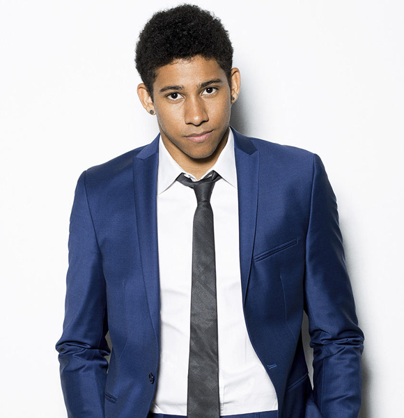 Does The Flash Star Keiynan Lonsdale Have a Boyfriend? Comes Out as Bisexual-Crushing All Gay Rumors In a Post