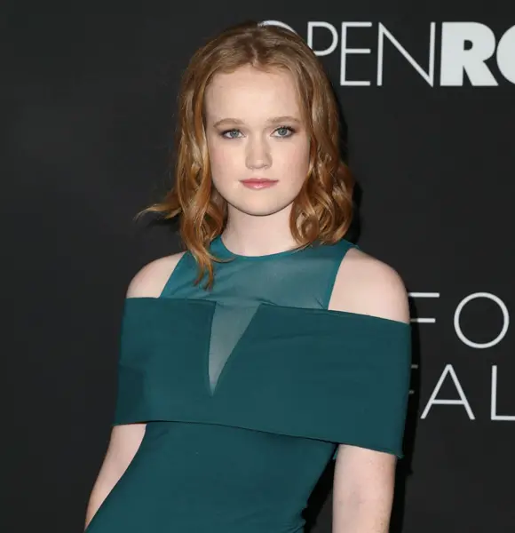 Liv Hewson: Everything We Know - From Her Dating Affair And Boyfriend To Her Siblings and Family