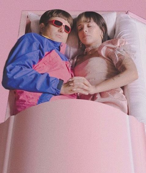 Who Is Melanie Martinez Boyfriend Family New Song Net Worth