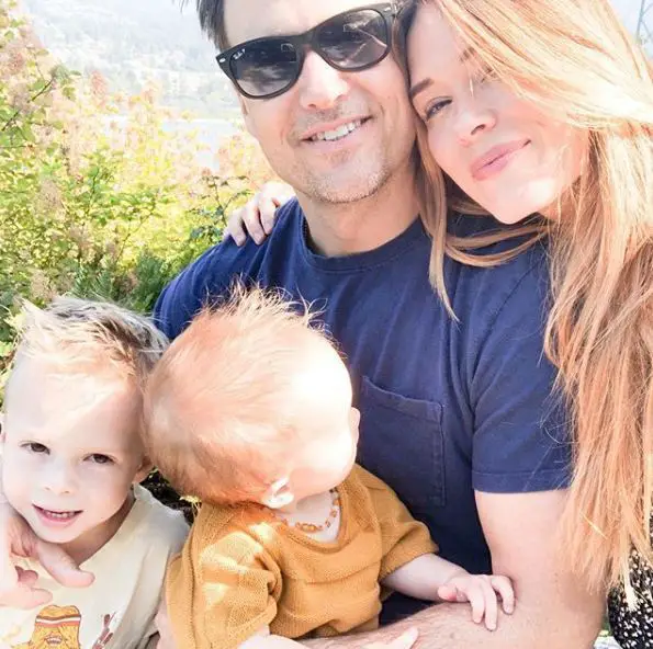 Nick-Zano-with-Leah-and-kids2020