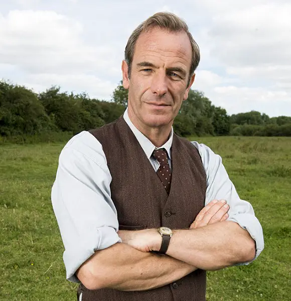 Is Robson Green Married? Debunking His Love Life