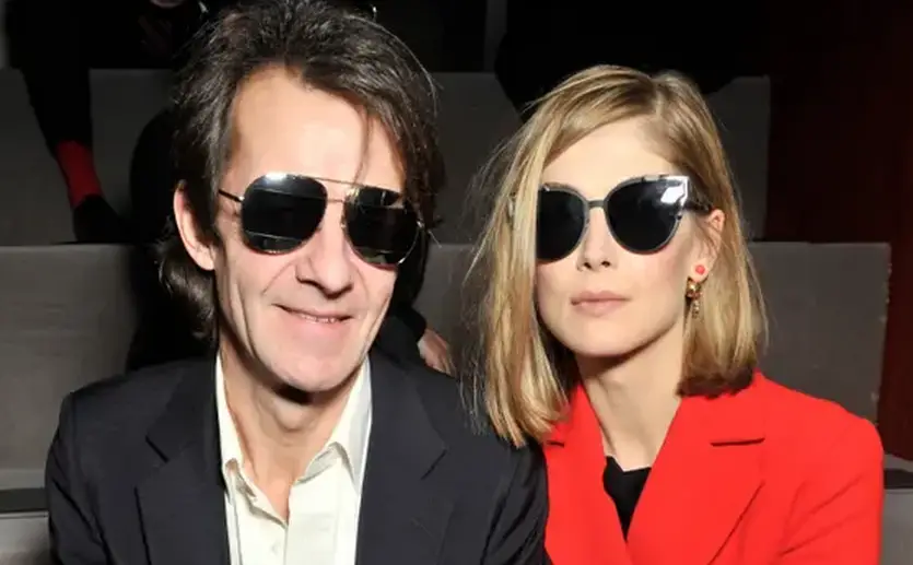 Rosamund-Pike-With-Boyfriend-Robie-Uniacke-2020