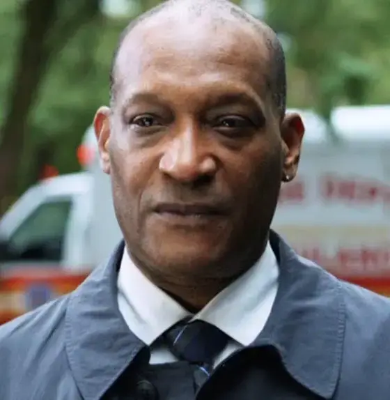 Who is Tony Todd dating? Tony Todd girlfriend, wife