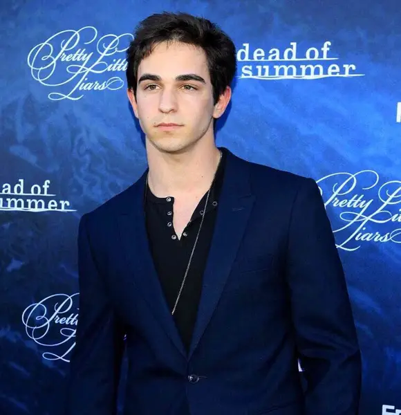 Does Zachary Gordon Have A Girlfriend? The Exquisite Looks Must Have Got Him Some Dating Affairs
