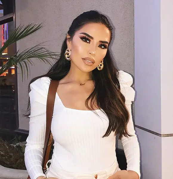 Who Is YouTuber iluvsarahii Boyfriend? Dating Life Details
