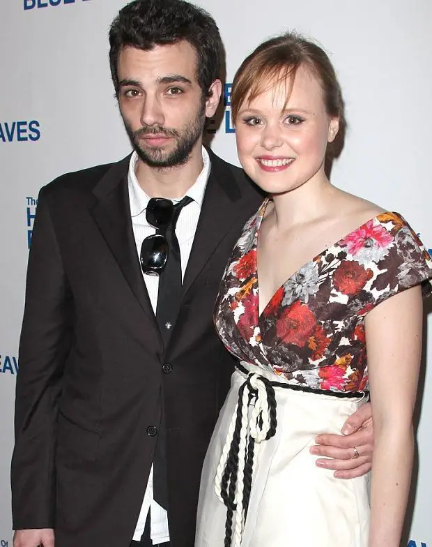 Jay Baruchel with His Former-Girlfriend Alsion Pill 