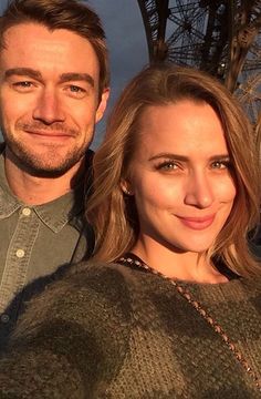 shantel vansanten boyfriend robert buckley