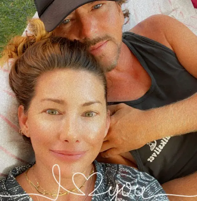 Selfie of Eddie Vedder with his wife, Jill Vedder 