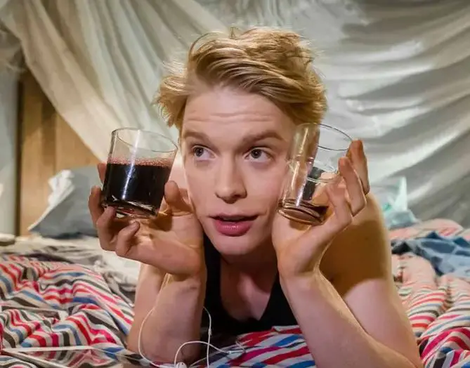 Freddie Fox portraying a gay character in Cucumber