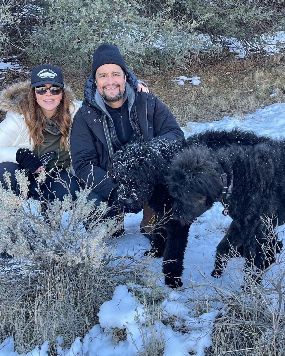 Julie Benz with her current husband and pets