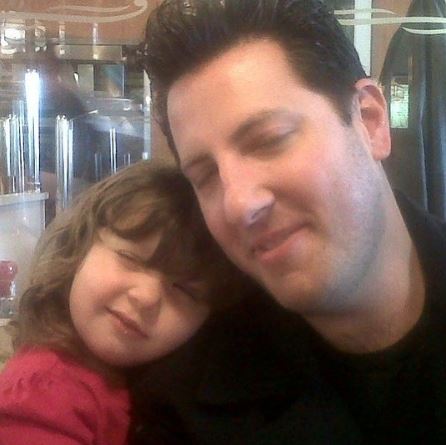 Alex Guarnaschelli's husband and daughter