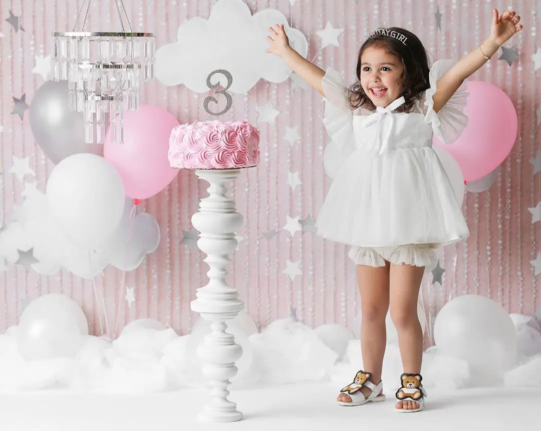 Elle Lively McBroom's third birthday