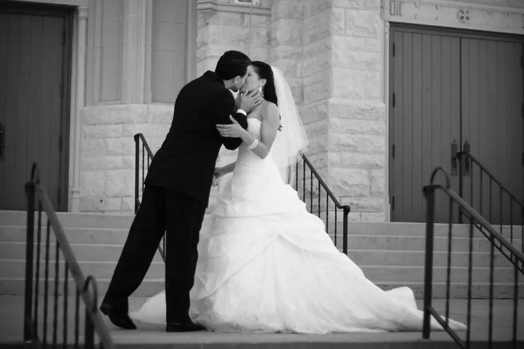 Stephanie Ramos's wedding photoshoot with her husband