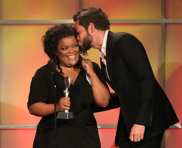Yvette Nicole Brown Along with Her Rumored Partner Zachary Levi